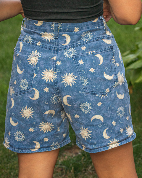 Moon shorts