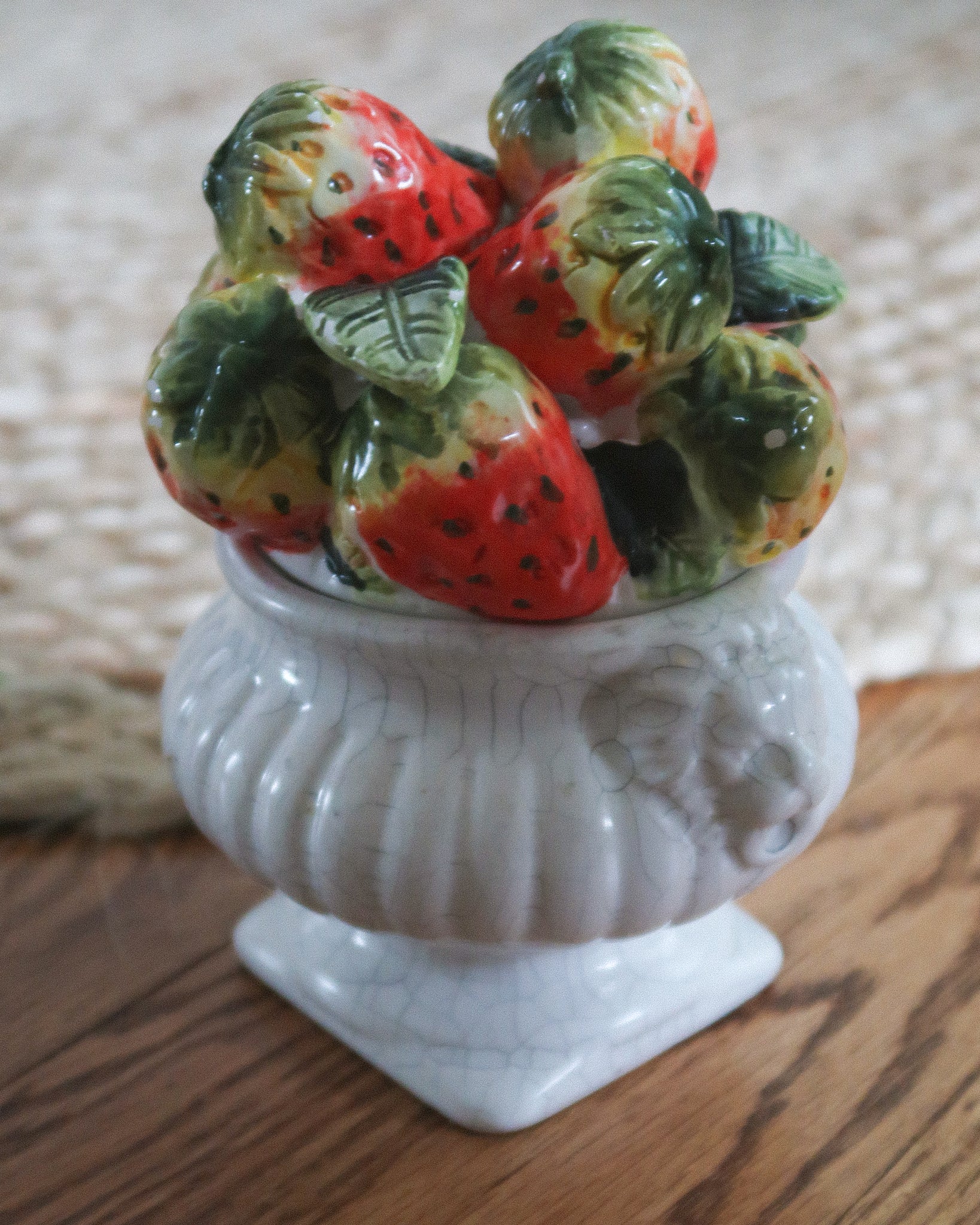 Strawberry jar